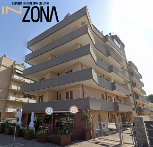 Foto Appartamento in Via Nazionale Adriatica Nord, Pescara di 91 m²
