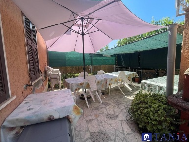 Foto Case semi ndipendenti in VIA MOLICCIARA, Castelnuovo Magra di 150 m²