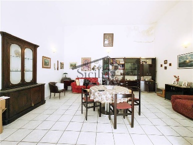 Foto Casa indipendente in -, Scicli Centro di 43 m² con 2 locali in vendita