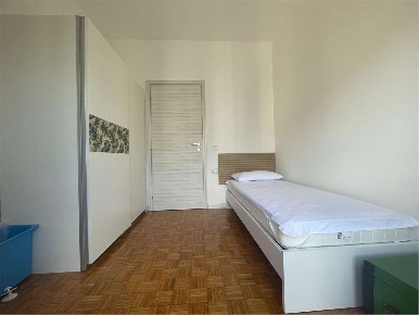 Foto Appartamento in via monte Nevoso 15, Milano Casoretto di 12 m²