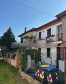 Foto Appartamento in Via Bastie, Mira Gambarare di 130 m² con 6 locali