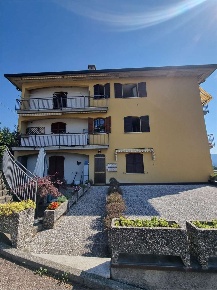 Foto Appartamento in via manzoni 19, Clivio di 85 m² con 3 locali