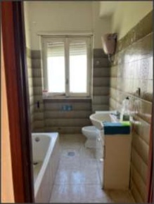 Foto Appartamento in VIA COLLE FINOCCHO, Cori Centro di 95 m² con 4 locali