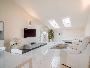 Foto Appartamento in Via Generale Reverberi 5, Cavriago Centro di 93 m²