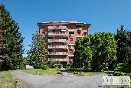 Foto Appartamento in Via Palestro 4, Busto Arsizio San Michele di 153 m²