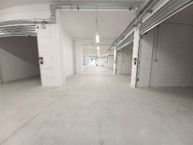 Foto Box a Firenze di 28 m² con 1 locali in vendita