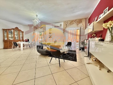 Foto Appartamento in Via Tisia, Siracusa Tica - Zecchino di 145 m²