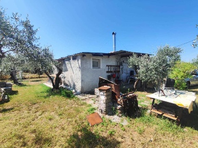 Foto Terreno agricolo in via seneca  9, Tivoli di 2500 m² in vendita