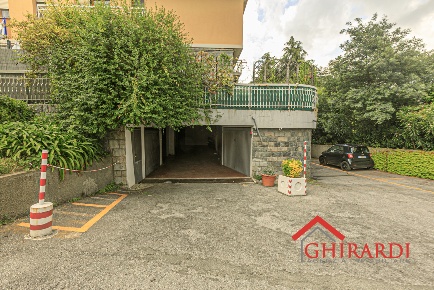 Foto Posti auto in Salita Cataldi 6 R, Genova Sestri Ponente di 21 m²