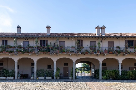 Foto Appartamento in Via Dei Mille, Brugherio Centro di 93 m² con 2 locali
