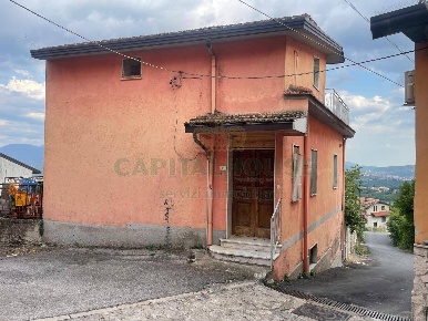 Foto Casa indipendente a Grottolella di 160 m² con 5 locali in vendita