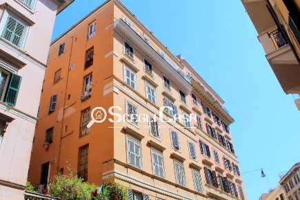 Foto Appartamento in Via Petrarca, Roma Esquilino di 55 m² con 2 locali