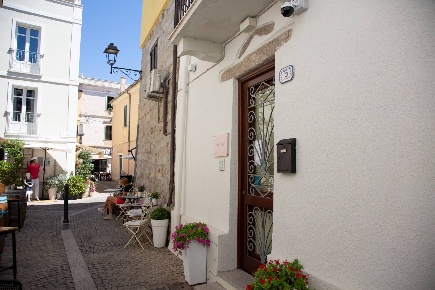 Foto Villa singola in Via Asproni, Olbia Centro Storico di 140 m²