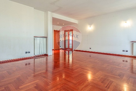 Foto Appartamento in Largo Giardino, Busto Arsizio Piazza Santa Maria