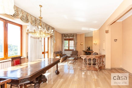 Foto Casa indipendente in Via Goldoni, Varese in vendita