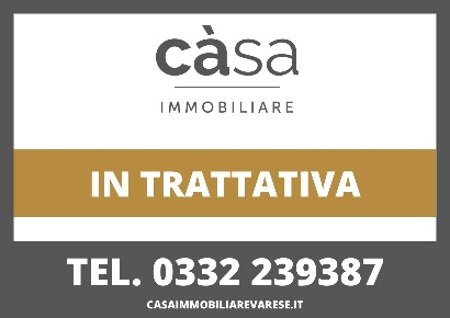 Foto Casa indipendente in Via Goldoni, Varese Bosto di 410 m² con 19 locali