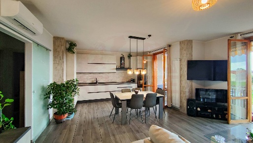 Foto Appartamento in Via Beroa, Martinengo Cortenuova Di Sopra di 91 m²