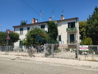 Foto Appartamento in giosuè carducci, Tortoreto in vendita