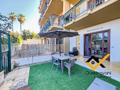 Foto Appartamento in Via Vampolieri, Aci Catena Vambolieri di 40 m²