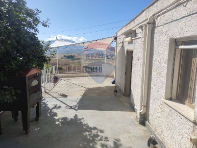Foto Casa indipendente in strada provinciale 36, Valderice di 69 m²