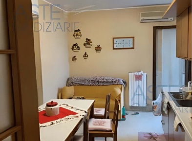 Foto Appartamento in Viale Unità d'Italia 181, Taranto di 143 m² in aste