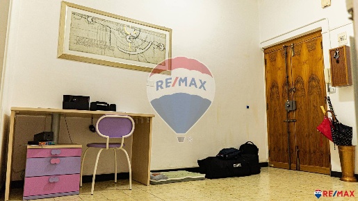 Foto Appartamento in via Alizeri, Genova Dinegro di 86 m² con 4 locali