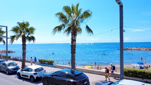 Foto Appartamento in Lungomare Cap. E. D'albertis, Santo Stefano al Mare