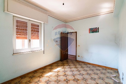 Foto Appartamento in Via Turi D'Agostino, Aci Catena Centro di 111 m²