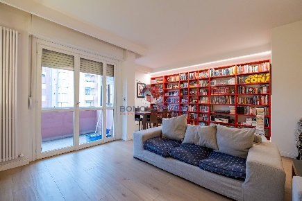 Foto Appartamento in Via Antonio Cechov, Milano in vendita