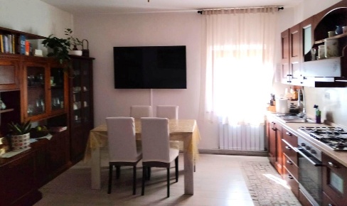 Foto Appartamento a Ponsacco Centro di 127 m² con 5 locali in vendita