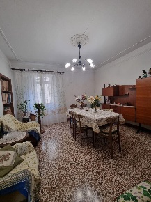 Foto Appartamento a Colle di Val d'Elsa Colle Bassa, Via Gramsci di 125 m²