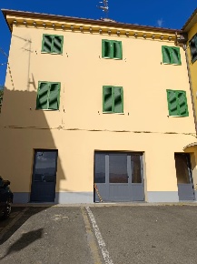 Foto Casa indipendente a Crespina Lorenzana Lorenzana di 145 m² in vendita