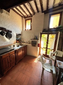 Foto Case semi ndipendenti a Matelica Centro di 91 m² con 4 locali
