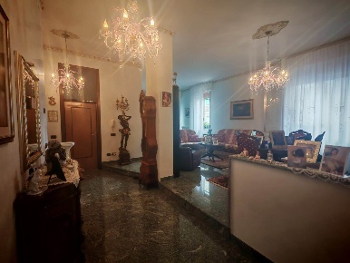 Foto Appartamento a Chioggia Sottomarina di 120 m² con 4 locali in vendita
