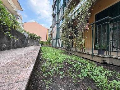 Foto Appartamento in via vittorio emanuele 258, Aci Catena Centro di 98 m²