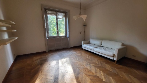 Foto Appartamento in Piazza Tito Lucrezio Caro, Milano Corso San Gottardo