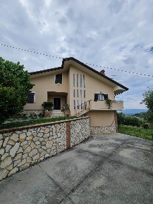 Foto Casa indipendente in Via Tavernole 2, Ripi Carpine di 320 m²