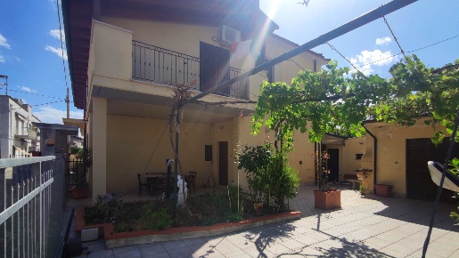 Foto Case semi ndipendenti in Monte secine 3, Pescara Ospedale di 105 m²