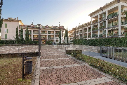 Foto Garage in Via Fieramosca 14, Villasanta di 18 m² con 1 locali