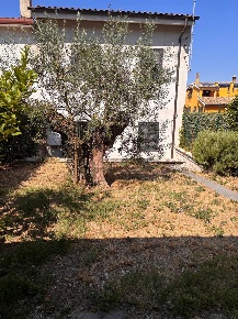 Foto Casa indipendente in Via Capena 44/A, Capena Centro di 150 m²