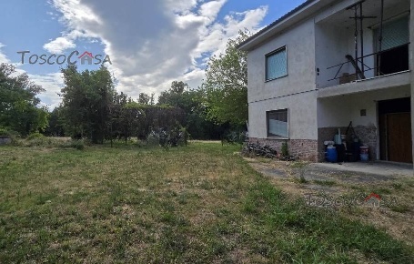 Foto Appartamento in -, Castelfranco di Sotto di 230 m² con 14 locali