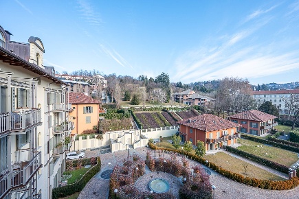 Foto Appartamento in Viale Thovez, Torino Gran Madre - Crimea di 220 m²