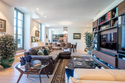 Foto Appartamento in Viale Thovez, Torino Gran Madre - Crimea di 220 m²