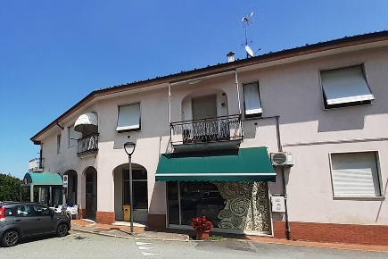 Foto Appartamento in Via S. Bernardino, Cremolino di 75 m² con 4 locali