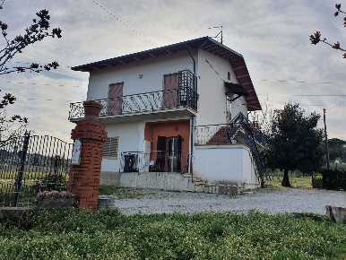 Foto Appartamento in Via Romagna 23, Castiglione del Lago San Fatucchio