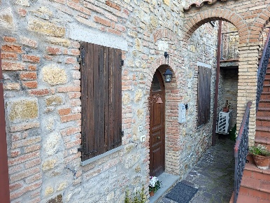 Foto Appartamento in Località Poggetto 10, Castiglione del Lago in vendita