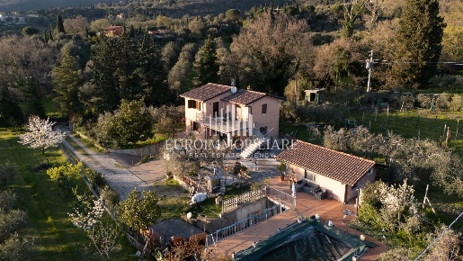 Foto Villa a schiera in Via dei Garofani 12, Passignano sul Trasimeno