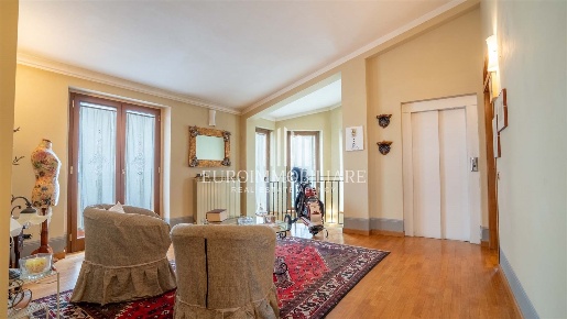 Foto Villa a schiera in Località Chiani 120, Arezzo San Giuliano di 300 m²
