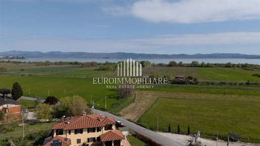 Foto Appartamento in Località Carraia 125, Castiglione del Lago Carraia