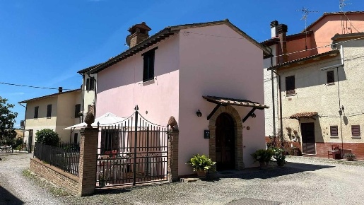 Foto Casa indipendente in Località Nardelli 7, Castiglione del Lago